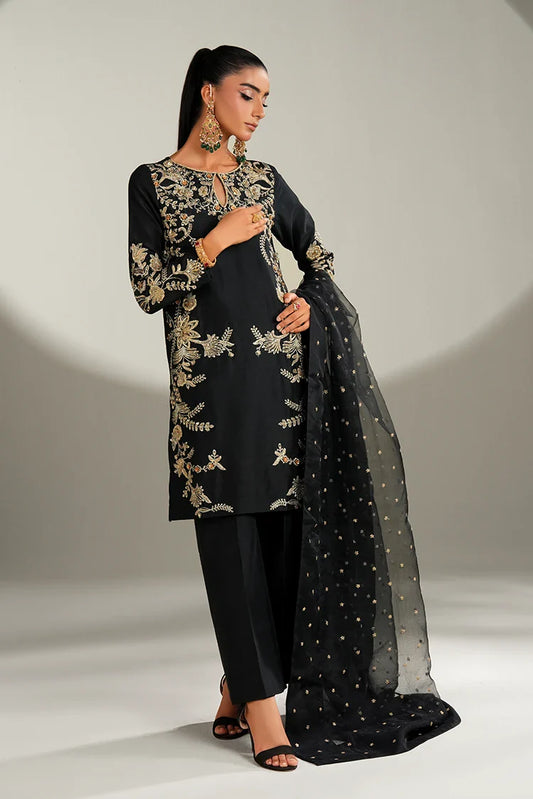 Picture of Amber Imran - The Luxe Soiree - Black Swan - Available at Raja Sahib