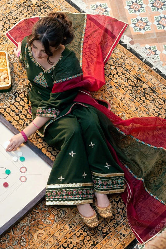 Omal By Komal - Sardiyon ki Shaam - Amber - 3 PC