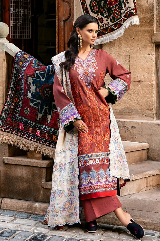 Picture of Esmel - Lueur D Orient Winter Collection - 10U-Eira - Unstitched - Available at Raja Sahib