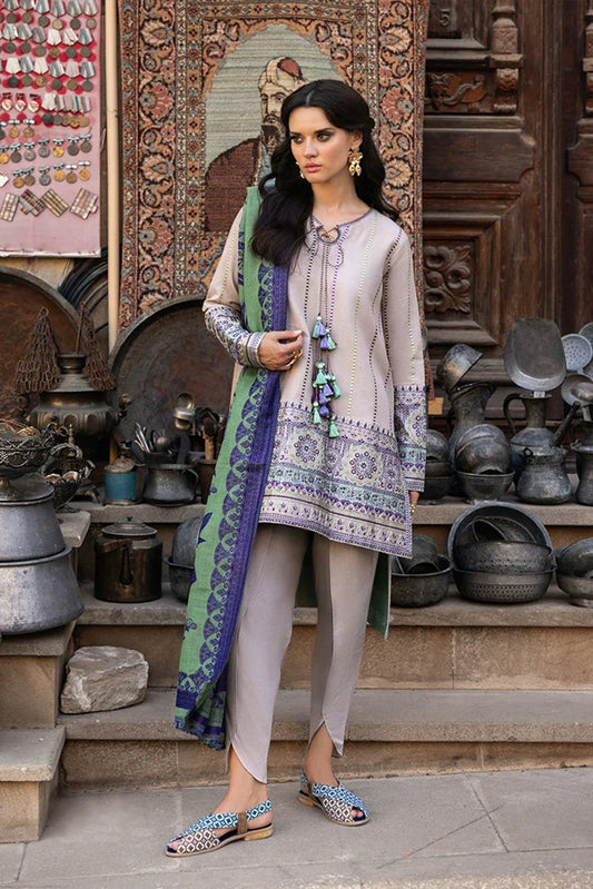 Picture of Esmel - Lueur D Orient Winter Collection - 4U-Liora - Unstitched - Available at Raja Sahib
