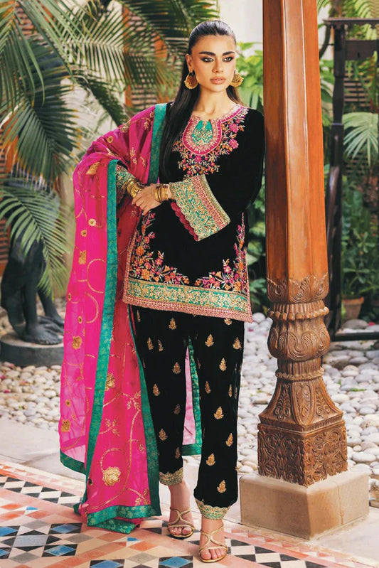 Picture of Zainab Chottani - Luxury Velvet Collection - 08 Zeba - Unstitched - Available at Raja Sahib