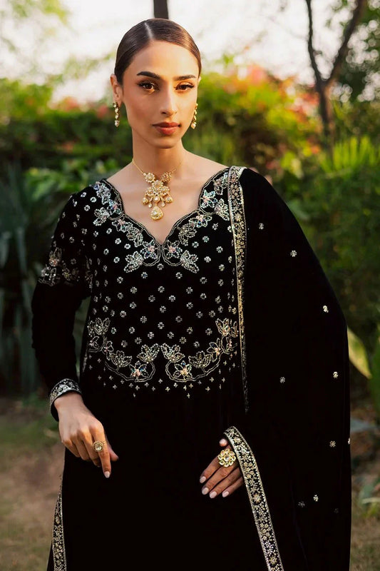 Nureh - Maya Embroidered Velvet Collection Vol 3 - NW-118 - Unstitched