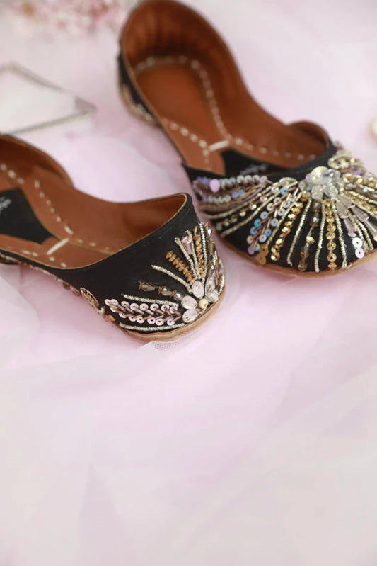 Picture of Saheliyan - Heer Collection - Chandni - Available at Raja Sahib