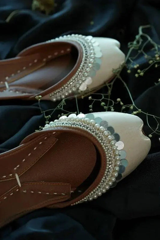 Picture of Saheliyan - Kikli Collection - Dulaari - Available at Raja Sahib