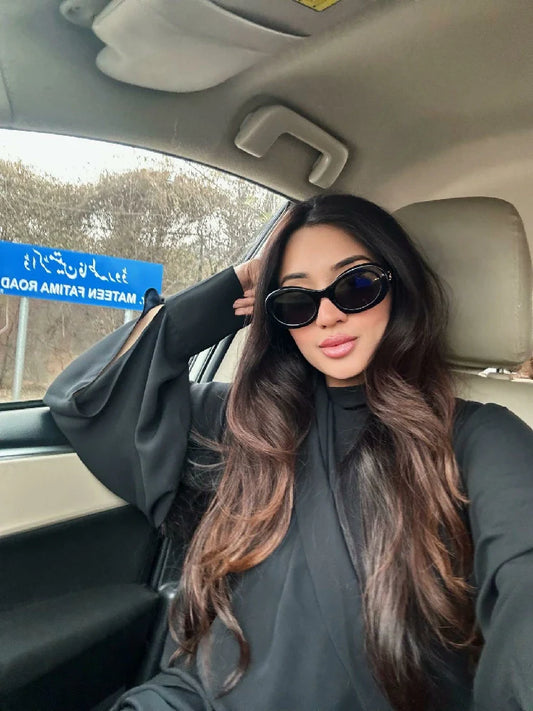 Picture of Manahils - Knot Set Black - Available at Raja Sahib