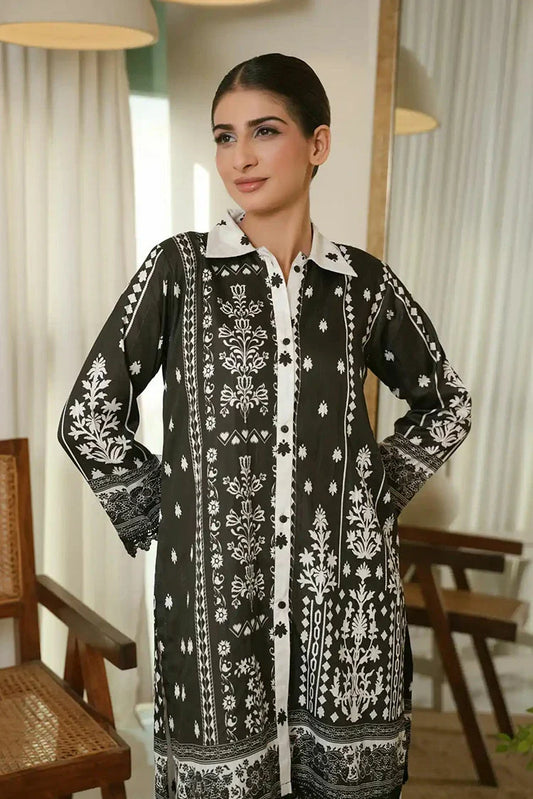 Picture of Karashe - Chapter One - Monochrome Majesty - Available at Raja Sahib