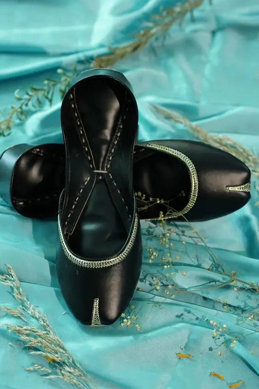 Picture of Saheliyan - Kikli Collection - Nirush - Available at Raja Sahib