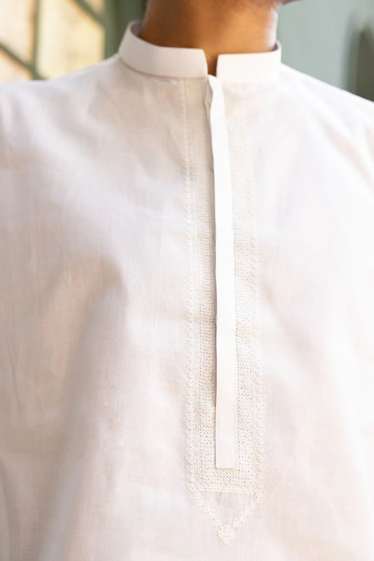 Picture of Istor - White Orion Embroidered - S-M-S-IST-5015 - 2 Piece - Available at Raja Sahib