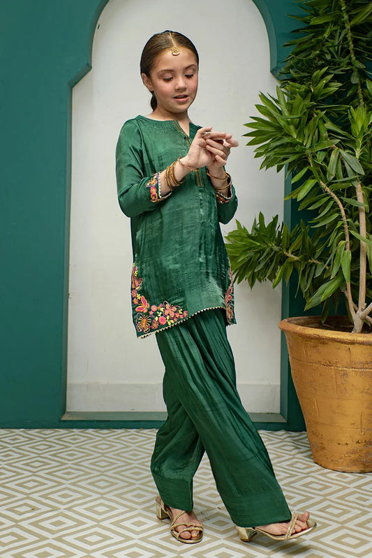 Sania Khan Studio - Emerald Muse