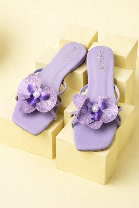 Picture of On Your Feets - Slider - Eloria - Available at Raja Sahib