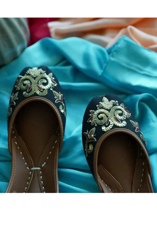 Picture of Saheliyan - Kikli Collection - Trivia - Available at Raja Sahib