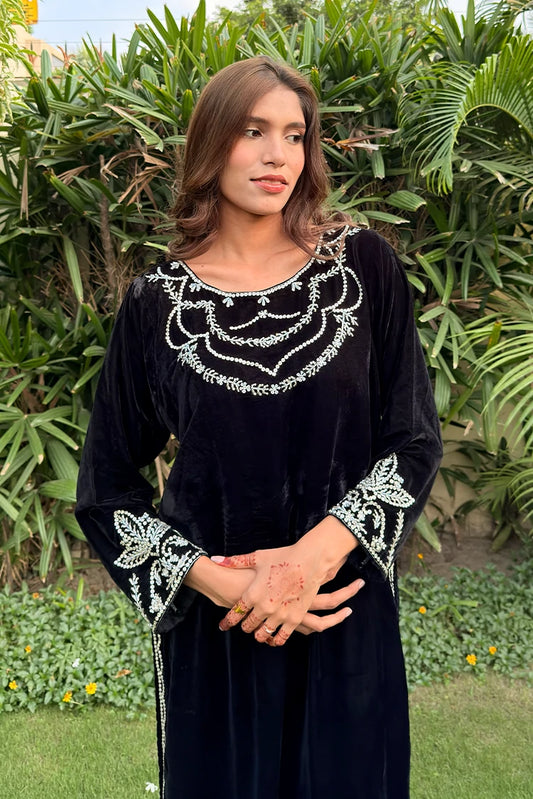 Picture of Ombrella - Velvet collection - Black - Available at Raja Sahib