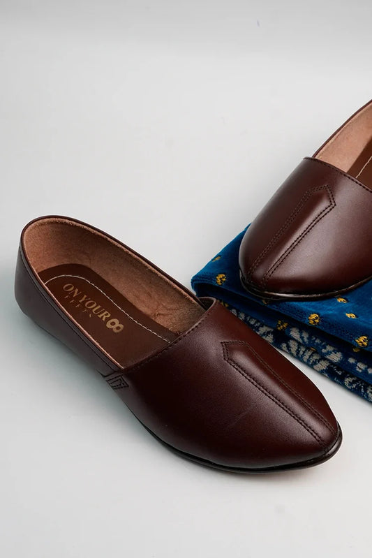 Picture of On Your Feets - Men Nagra - Warrior Brown - Available at Raja Sahib