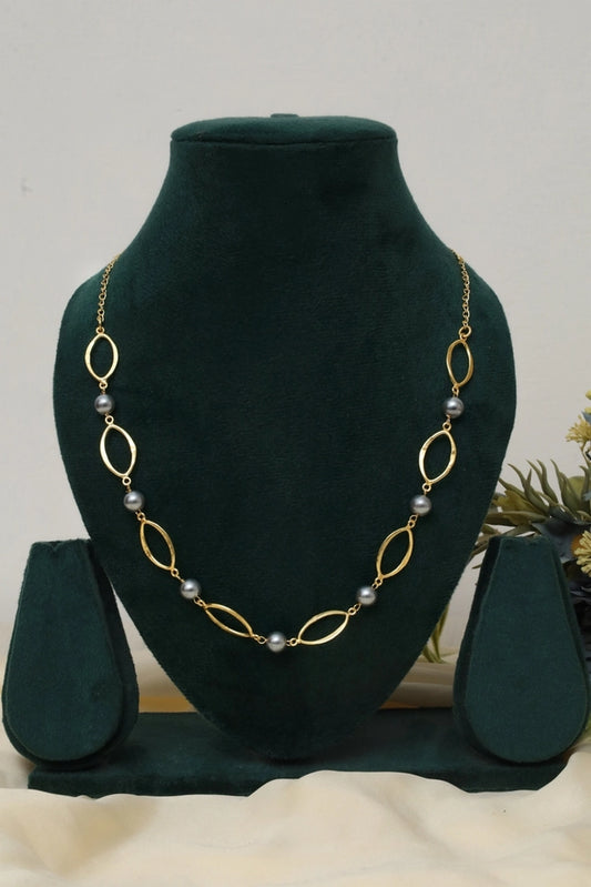 Picture of Zehnaz - Gold-Tone Oval Link Chain Necklace with Grey Pearls - Available at Raja Sahib