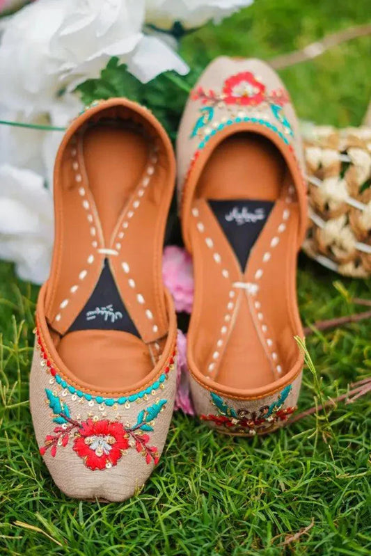 Picture of Saheliyan - Phool Collection - Zinnia - Available at Raja Sahib