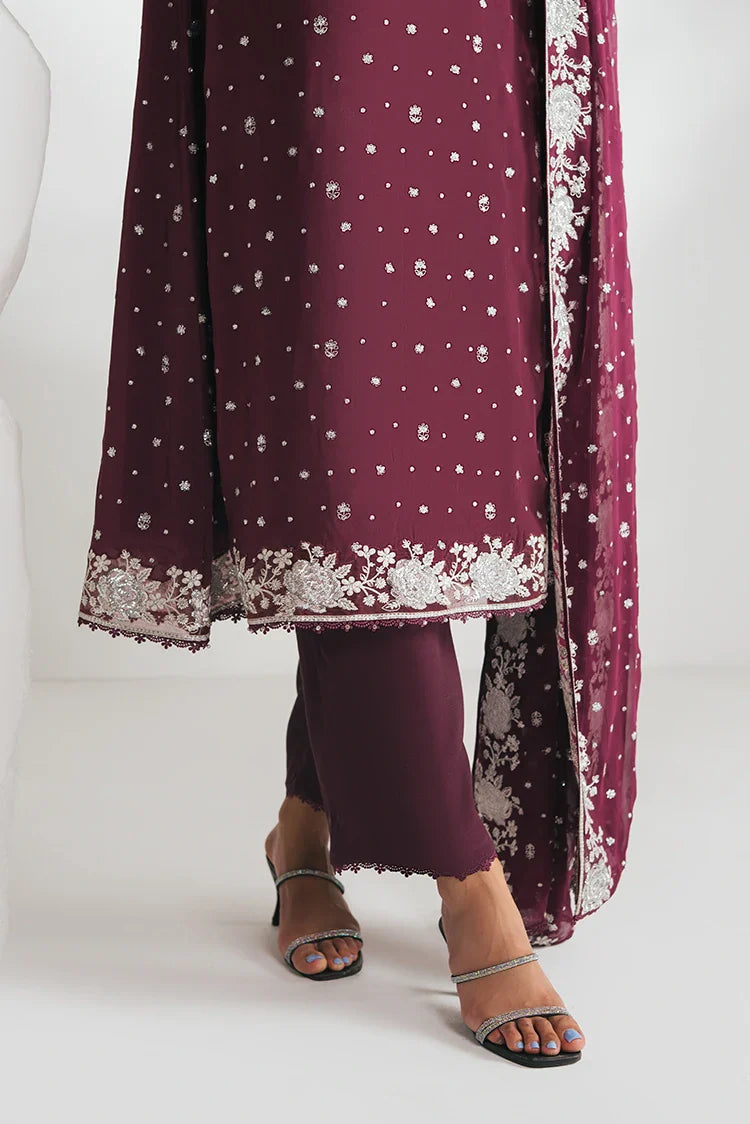 Picture of Cross Stitch - Luxe Atelier Vol 4 - Cherry Wood - Available at Raja Sahib