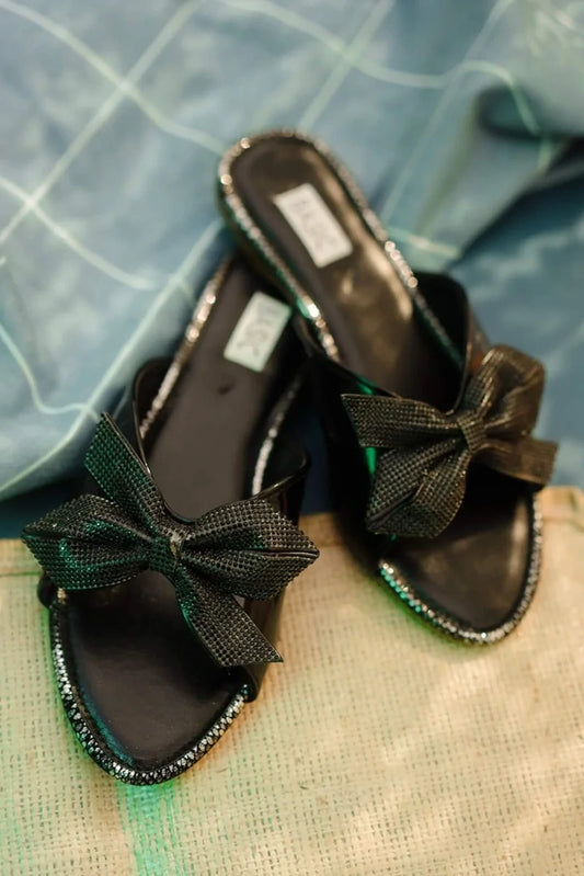 Picture of Chapter 13 - Slides - Midnight Bow - Available at Raja Sahib