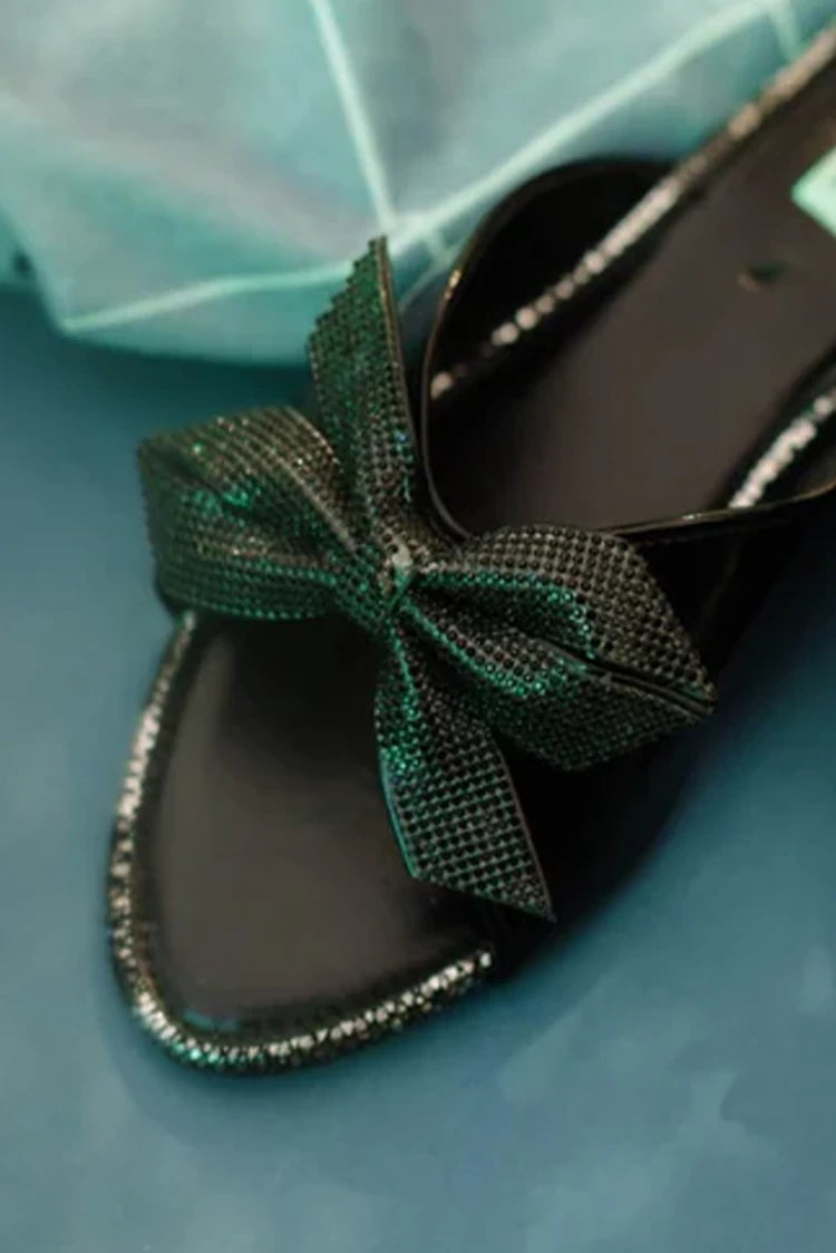 Picture of Chapter 13 - Slides - Midnight Bow - Available at Raja Sahib