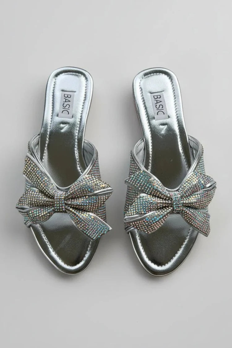 Picture of Chapter 13 - Heel Slides - Stardust - Available at Raja Sahib