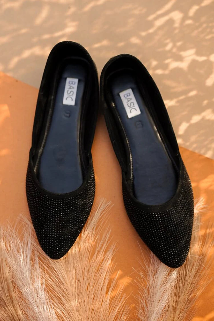 Picture of Chapter 13 - Formal Pumps - Crystal Black - Available at Raja Sahib