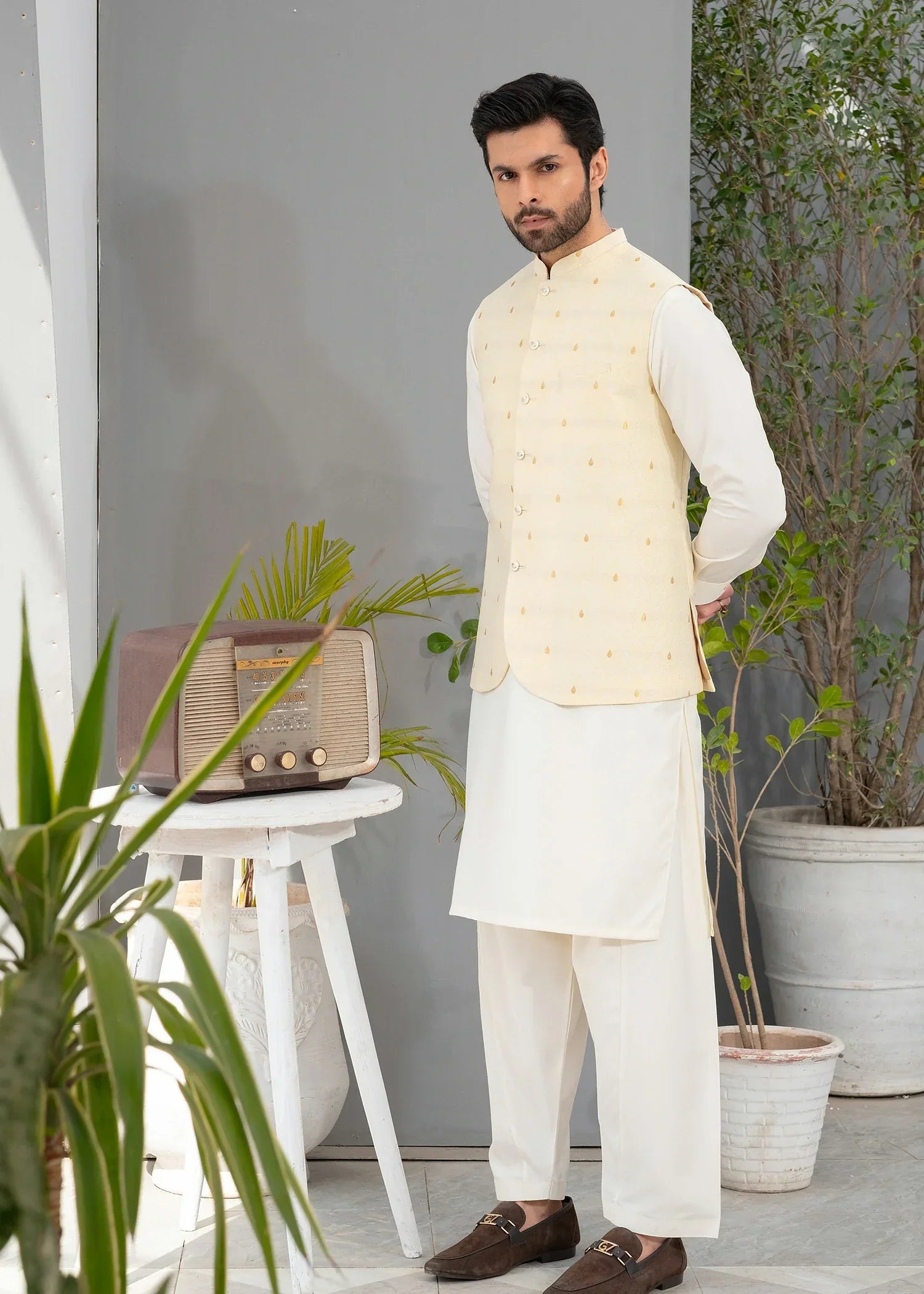 Picture of Platinum Off White | Waist Coat Ceremonial - Available at Raja Sahib