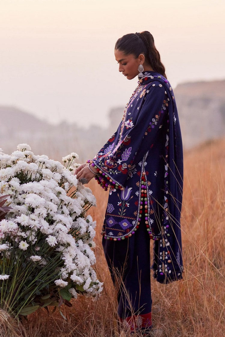 Picture of Zaha - Winter Collection - ZAREEN (ZW25-04) - Unstitched - Available at Raja Sahib