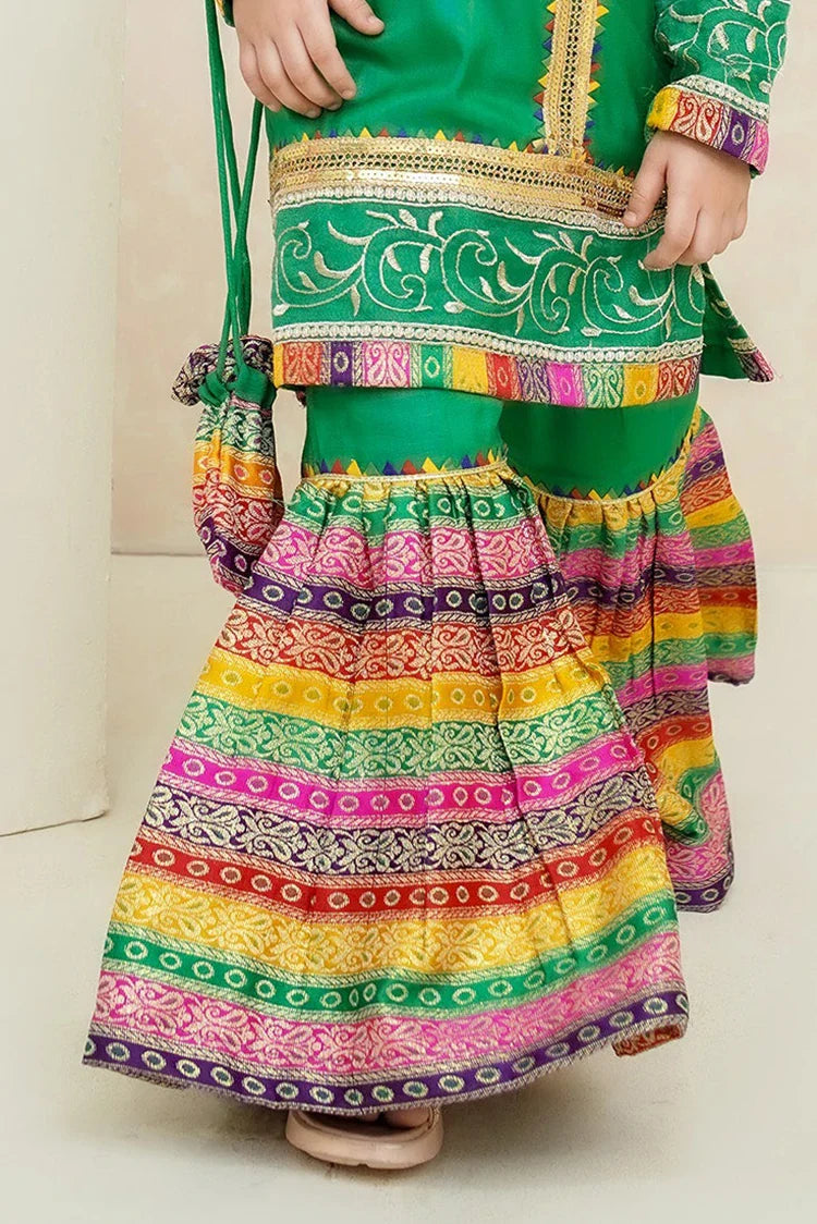 Picture of Modest - Mah e Noor - Green - Available at Raja Sahib