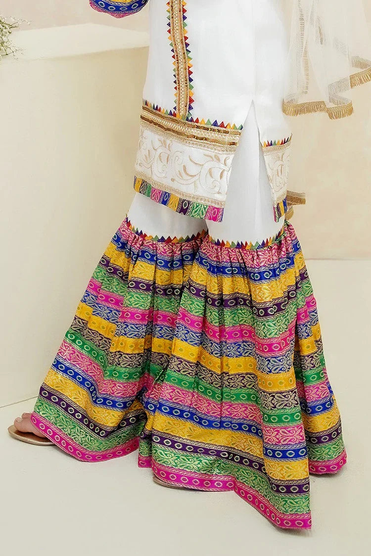 Picture of Modest - Mah e Noor - White - Available at Raja Sahib