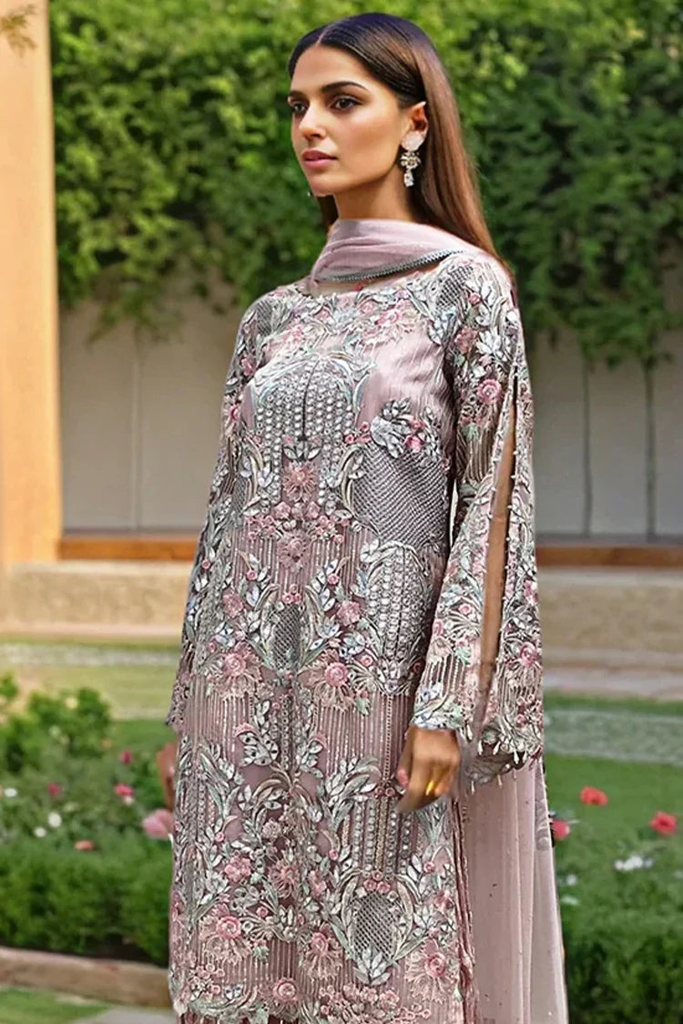 Picture of Threads & Motifs - Formals - 9124 - Available at Raja Sahib