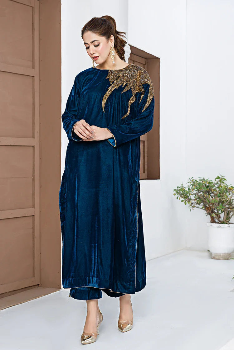 Picture of Anayra Amal - Parwaan RTW Collection - 2 PC - Falak - Available at Raja Sahib