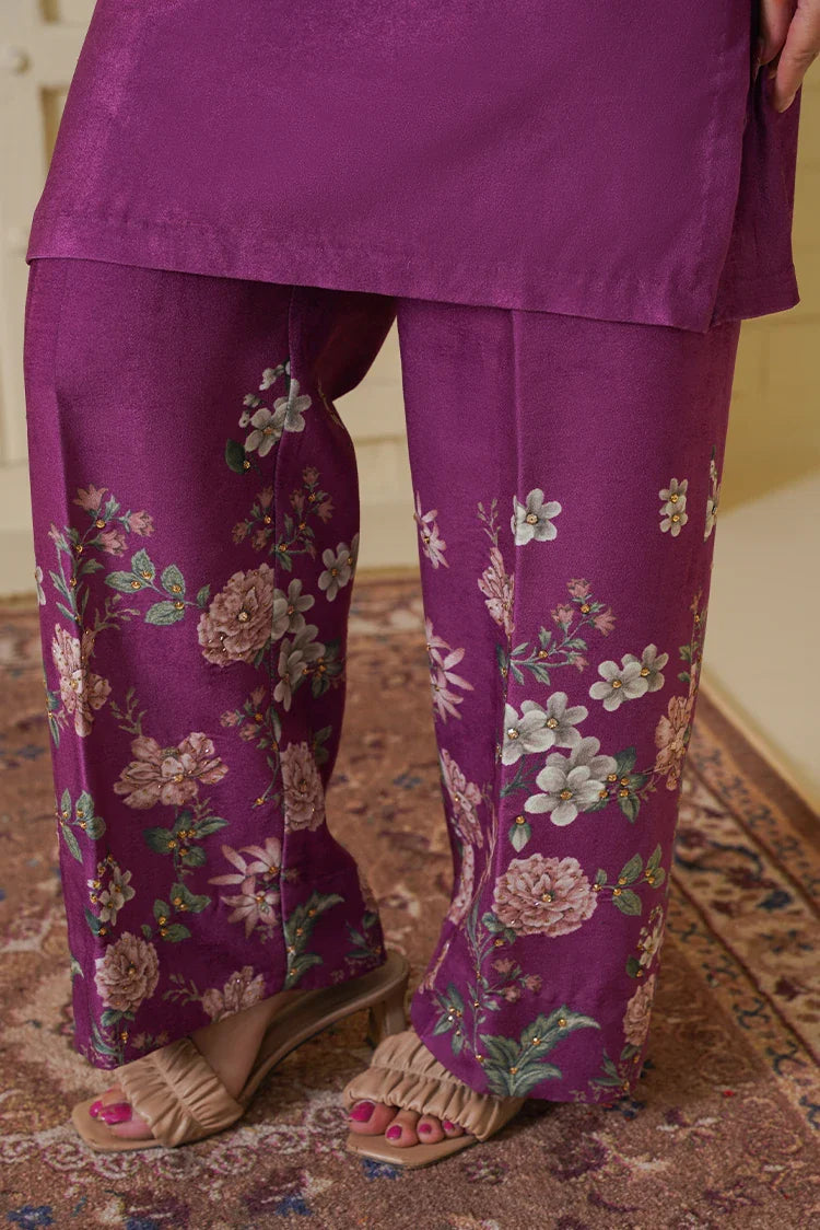 Picture of Amber Imran - Velvet Edition - Crimson - Available at Raja Sahib