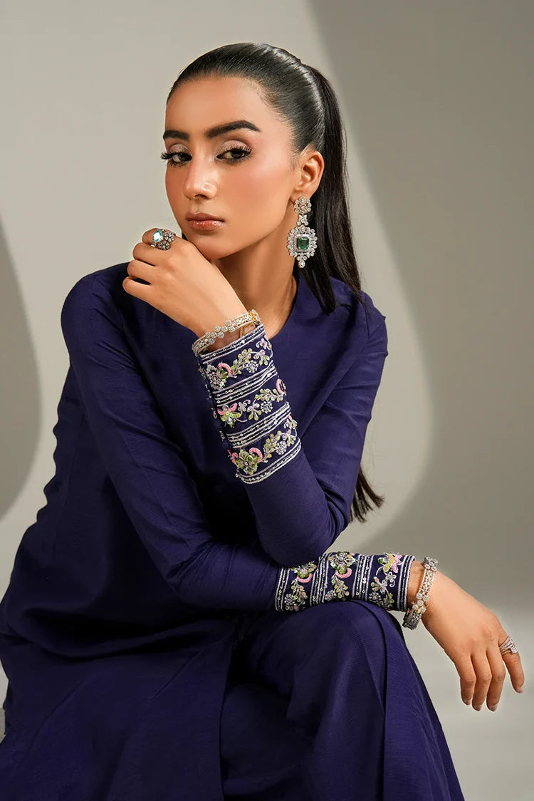 Picture of Amber Imran - The Luxe Soiree - Iris Mist - Available at Raja Sahib