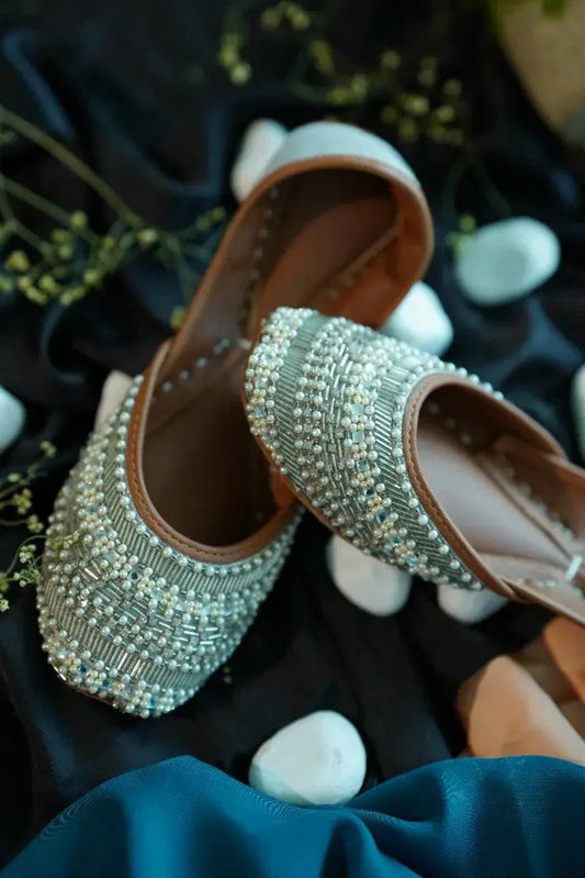 Picture of Saheliyan - Kikli Collection - Allure Silver - Available at Raja Sahib