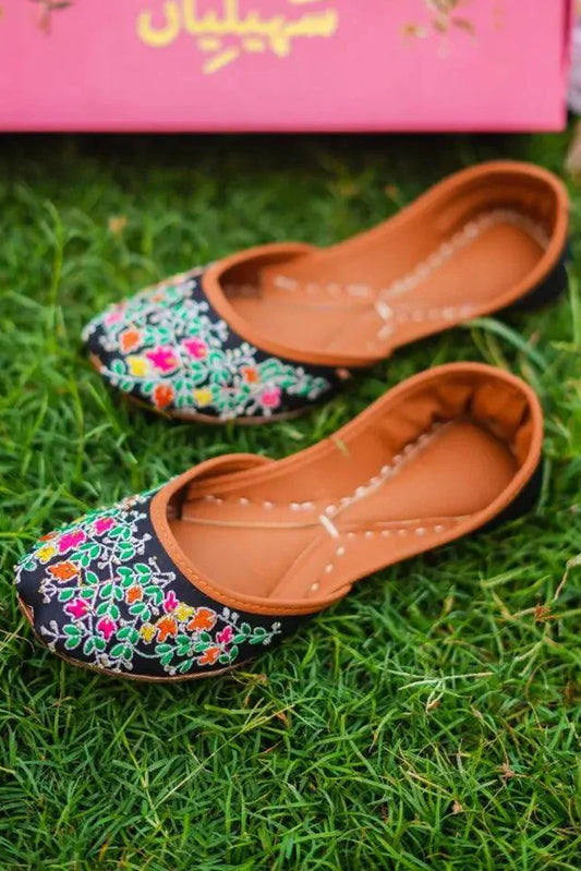 Picture of Saheliyan - Phool Collection - Aster - Available at Raja Sahib