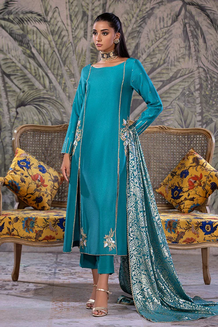 Picture of <!--ep-->Amber Imran - Punkh Luxury Formals - Azure Grace - Available at Raja Sahib