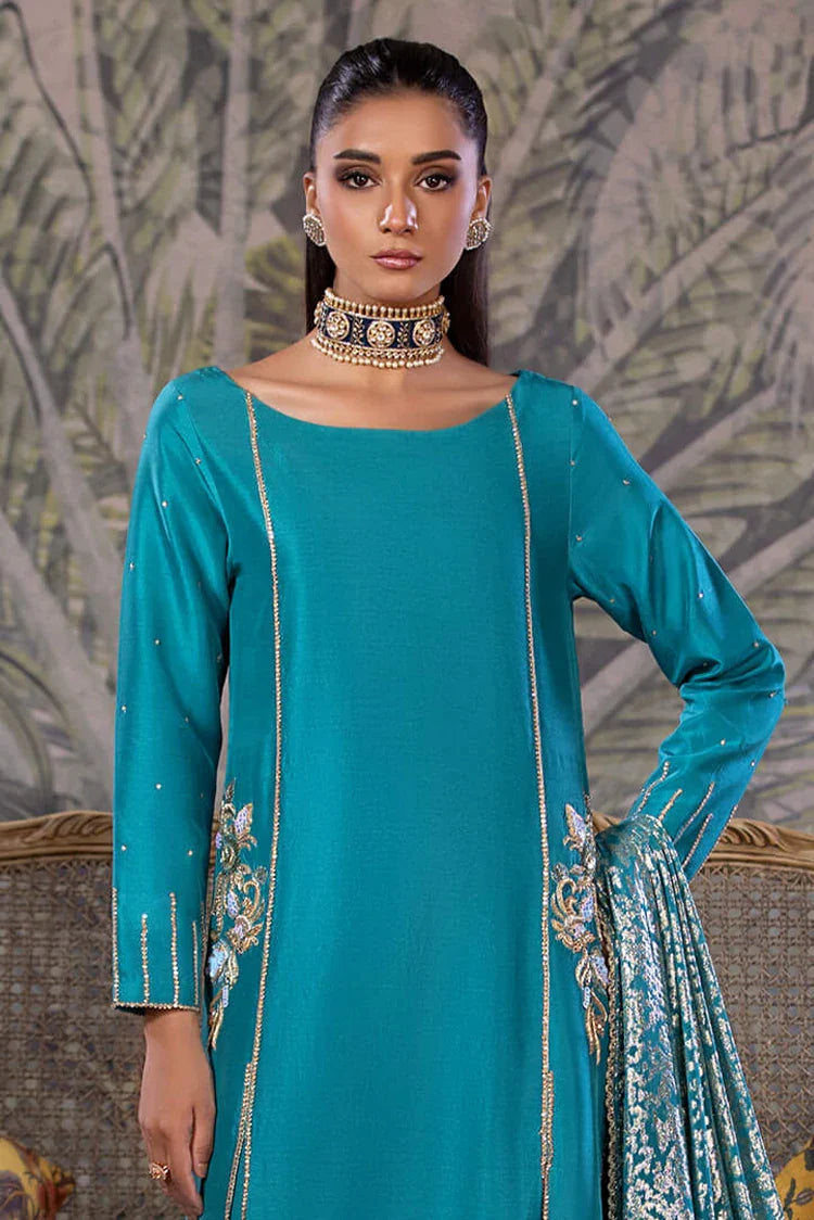 Picture of <!--ep-->Amber Imran - Punkh Luxury Formals - Azure Grace - Available at Raja Sahib