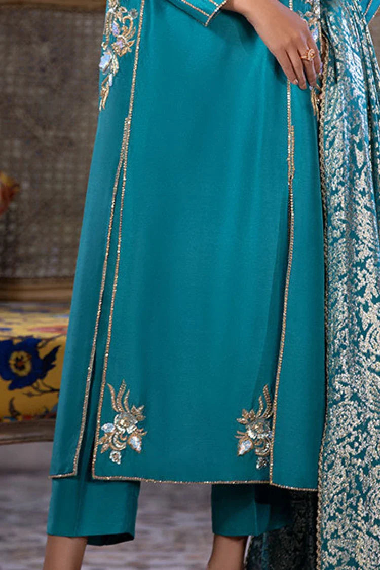 Picture of <!--ep-->Amber Imran - Punkh Luxury Formals - Azure Grace - Available at Raja Sahib