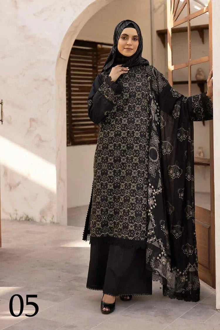 Picture of Gul e Zarki - Dua Collection - Design 05 - Unstitched - Available at Raja Sahib