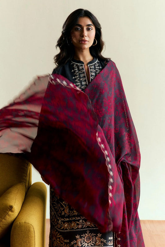 Picture of Zara Shahjahan - Coco Luxury Eid Ul Azha Edit - VELOUR-D2 - Unstitched - Available at Raja Sahib