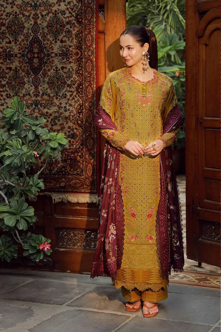 Picture of Maryam Hussain - Winter Shawl Collection - WS25-02-Soz - Unstitched - Available at Raja Sahib