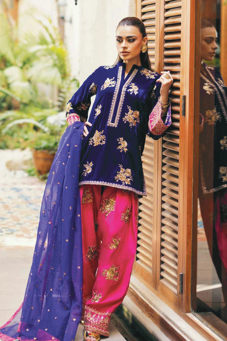 Picture of Zainab Chottani - Luxury Velvet Collection - 01 Jia - Unstitched - Available at Raja Sahib