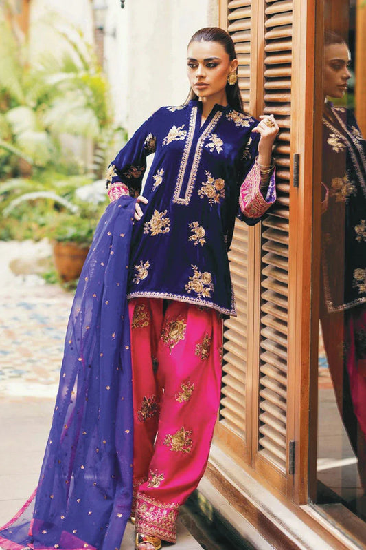 Picture of Zainab Chottani - Luxury Velvet Collection - 01 Jia - Unstitched - Available at Raja Sahib