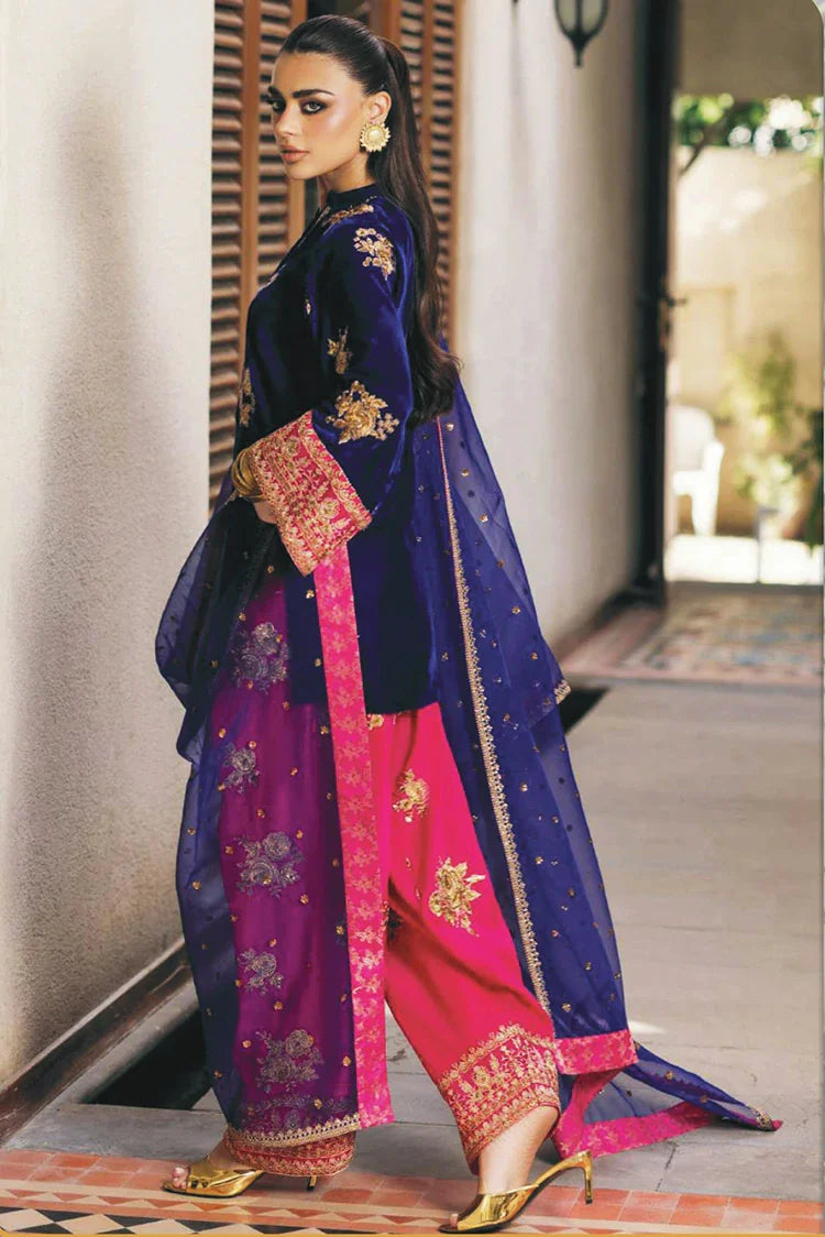 Picture of Zainab Chottani - Luxury Velvet Collection - 01 Jia - Unstitched - Available at Raja Sahib