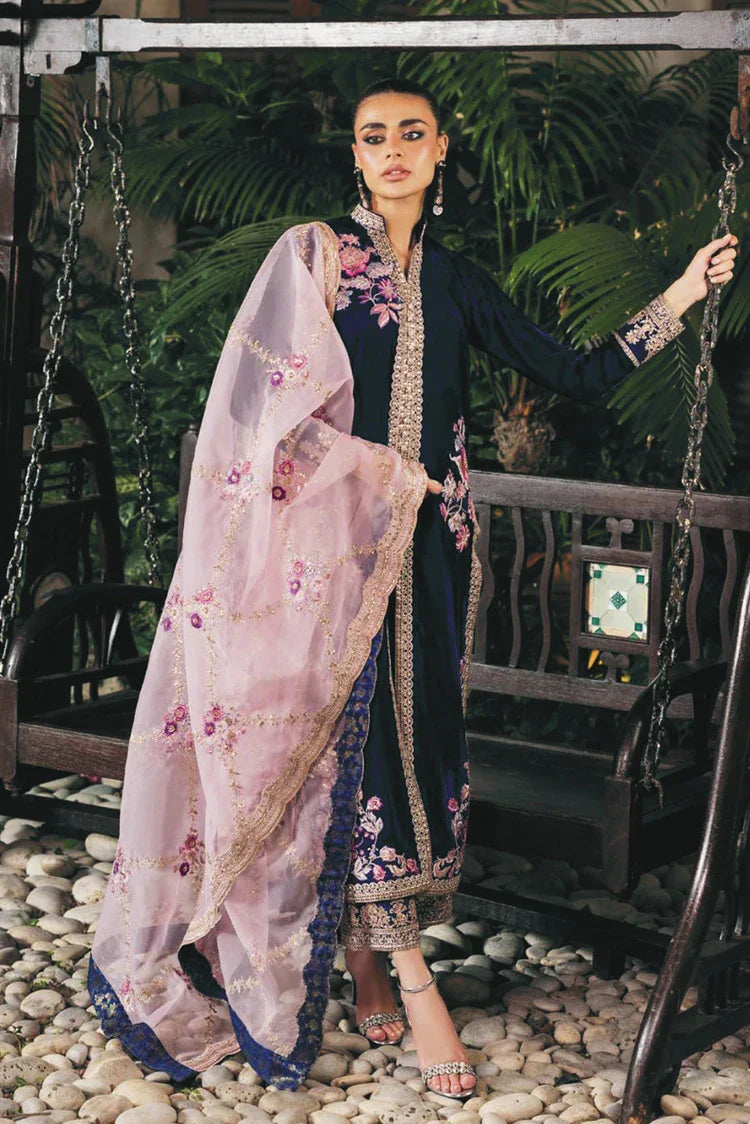 Picture of Zainab Chottani - Luxury Velvet Collection - 04 Meher - Unstitched - Available at Raja Sahib