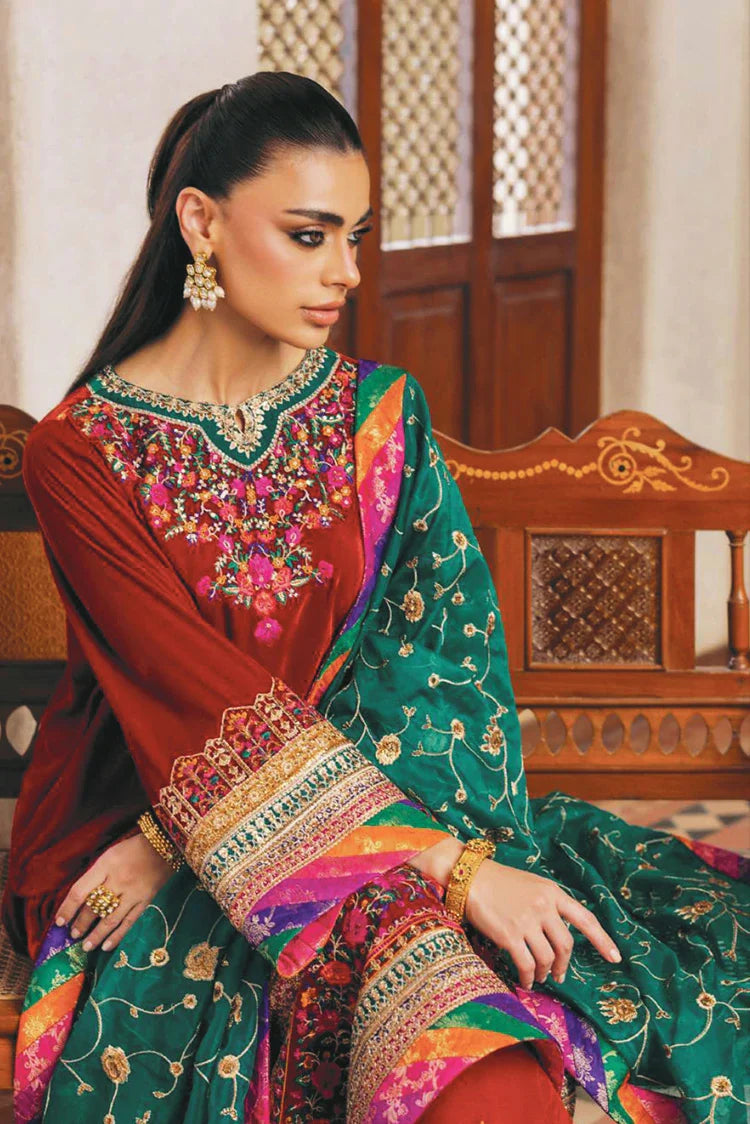 Picture of Zainab Chottani - Luxury Velvet Collection - 07 Sifa - Unstitched - Available at Raja Sahib