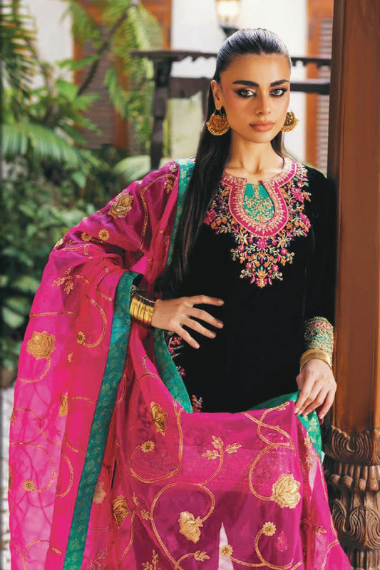 Picture of Zainab Chottani - Luxury Velvet Collection - 08 Zeba - Unstitched - Available at Raja Sahib