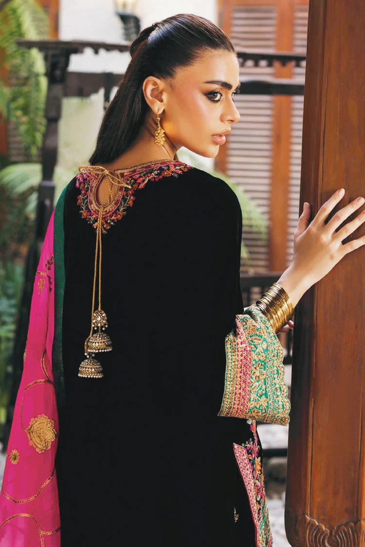 Picture of Zainab Chottani - Luxury Velvet Collection - 08 Zeba - Unstitched - Available at Raja Sahib