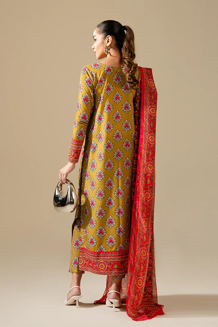 Picture of Maria Osama Khan - Retro Edit - Bohra - Available at Raja Sahib