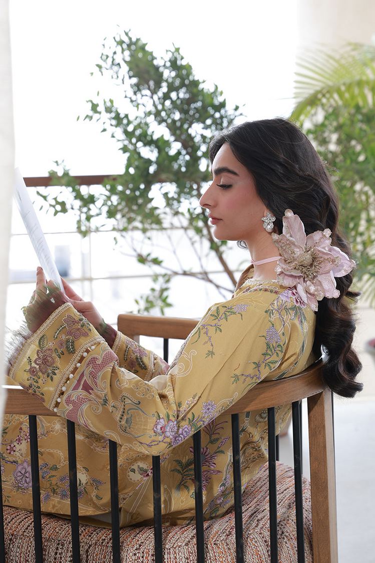 Picture of Gulaal - Delia Lawn Collection - D7-ESME - Unstitched - Available at Raja Sahib