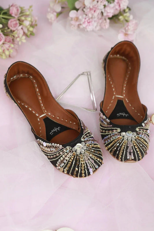 Picture of Saheliyan - Heer Collection - Chandni - Available at Raja Sahib